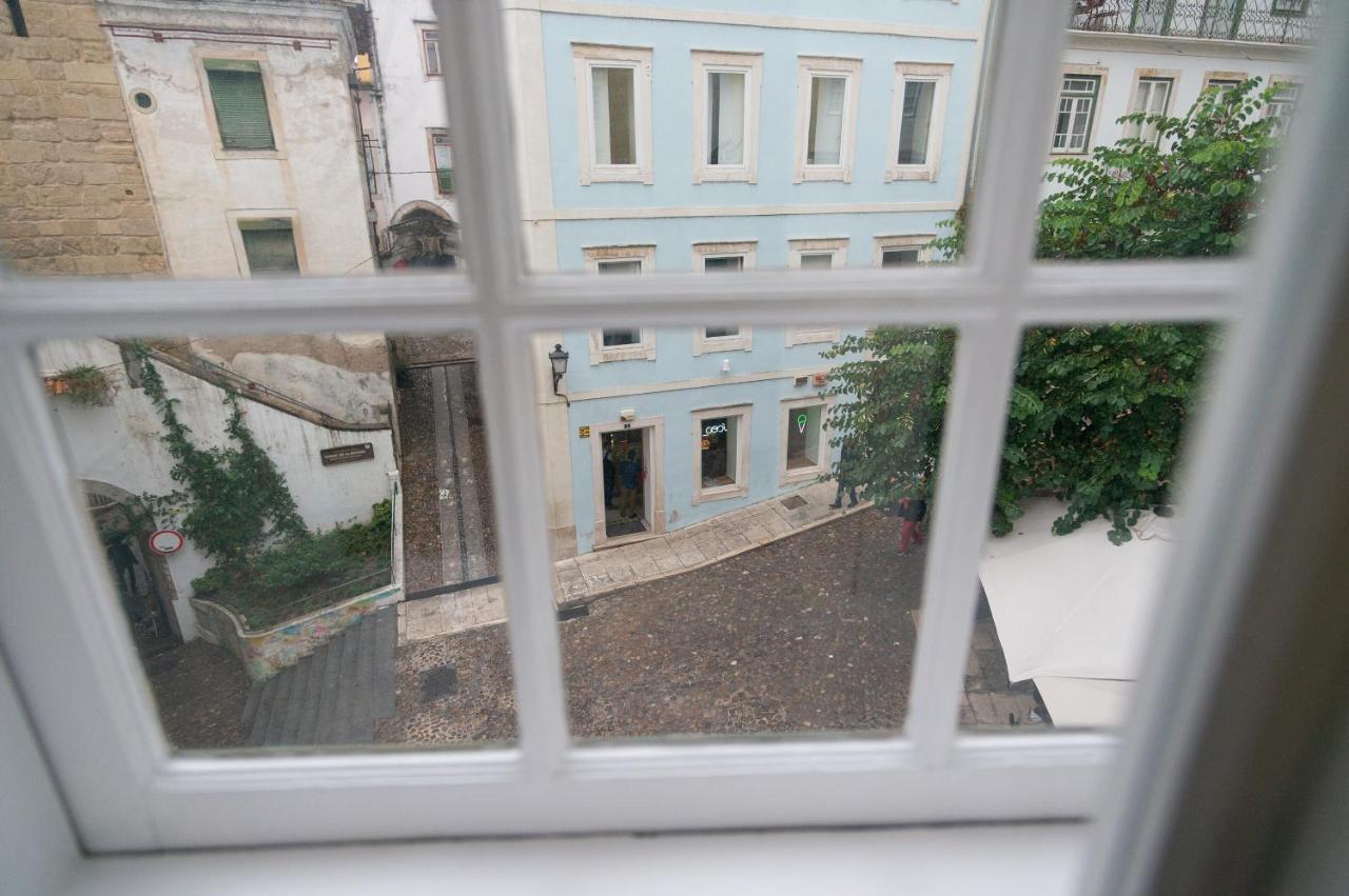 Change The World Hostels - Coimbra - Almedina Exterior photo